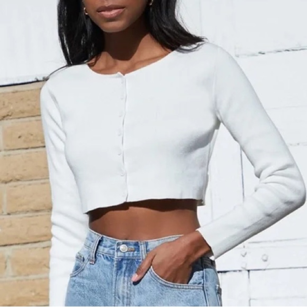 Brandy Melville white cropped button up